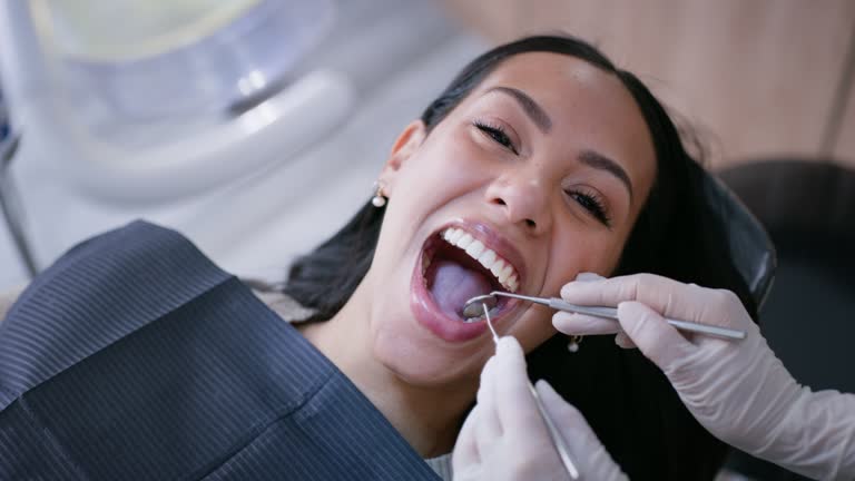 Emergency Dental Services in North Weeki Wachee, FL